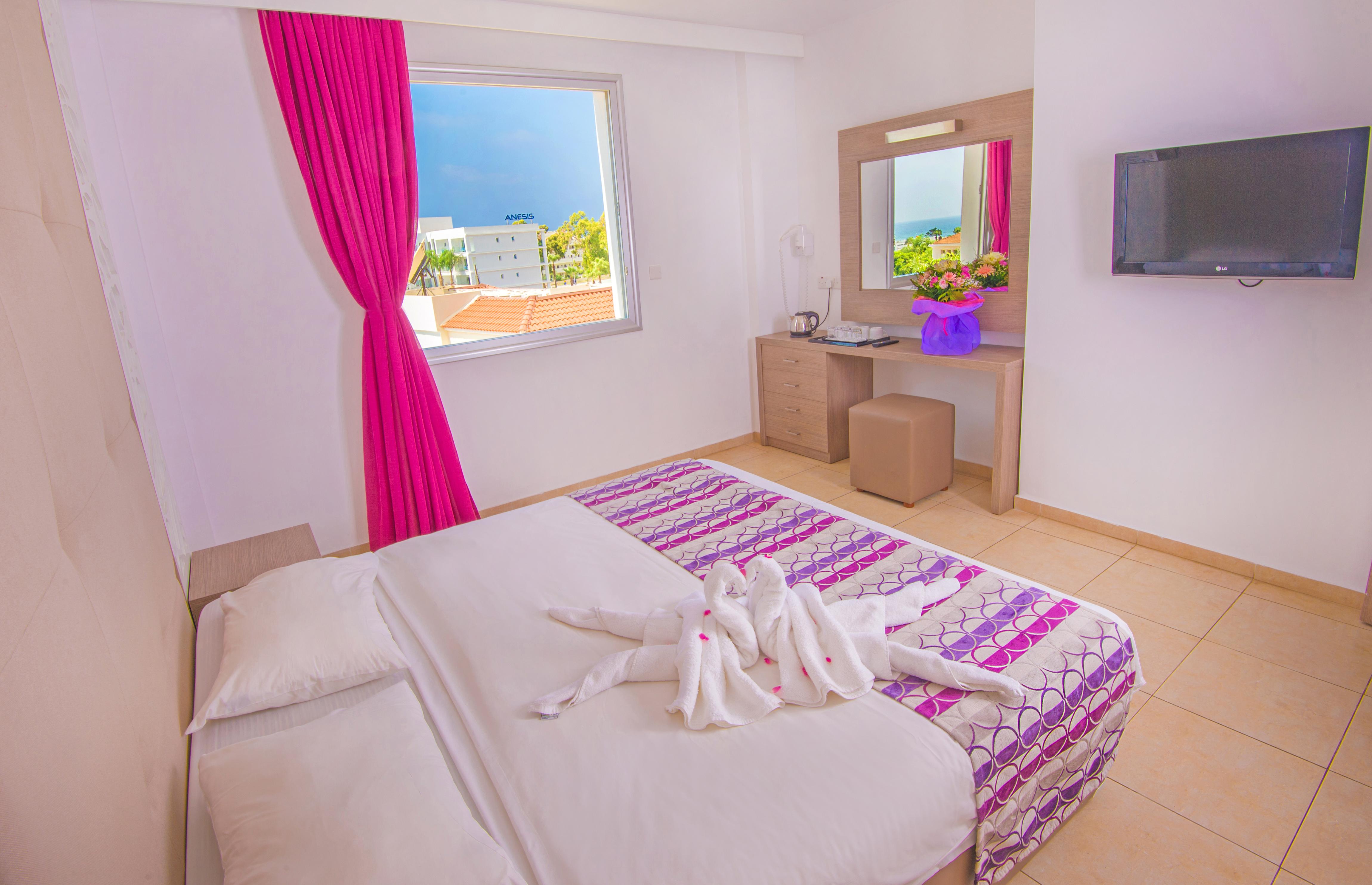 New Famagusta Hotel & Suites Agia Napa Exterior foto