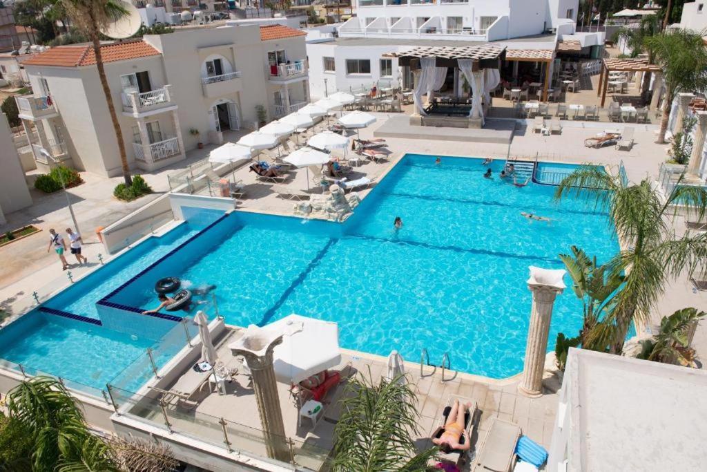 New Famagusta Hotel & Suites Agia Napa Exterior foto