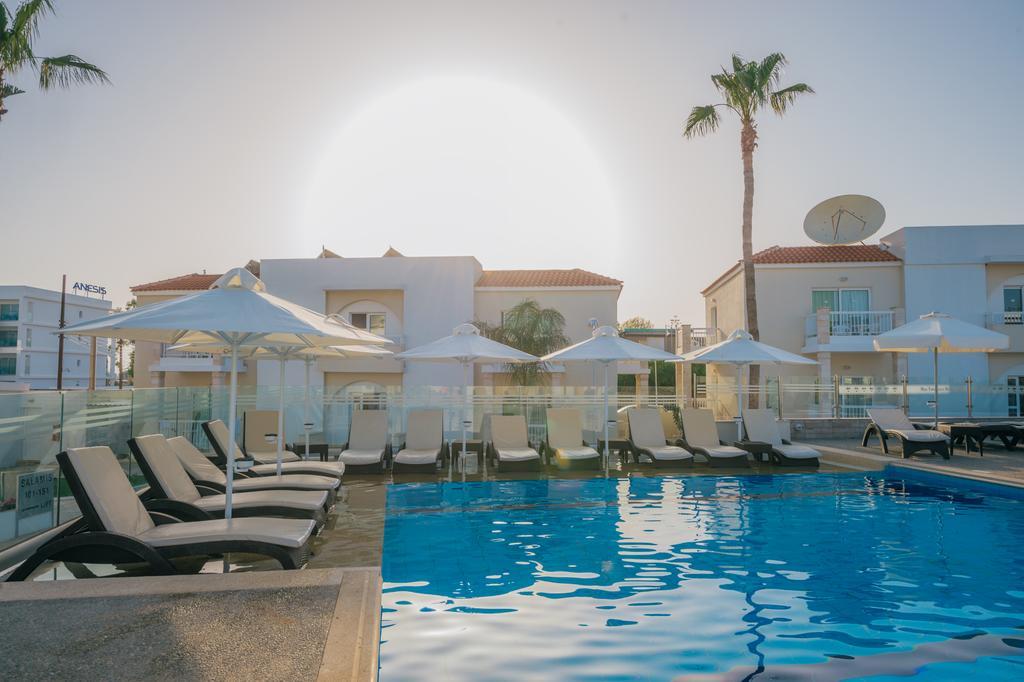 New Famagusta Hotel & Suites Agia Napa Exterior foto